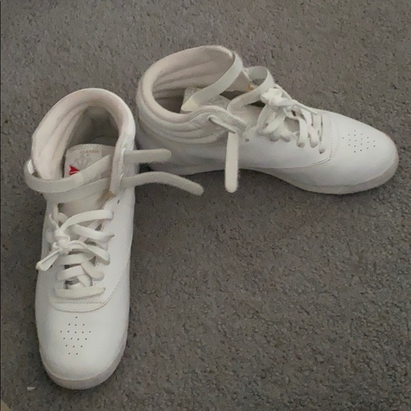 SOLD Reebok Classic High Tops - Picture 4 of 4